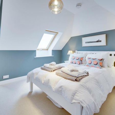 Super 5 Bedroom Family Friendly Retreat Rustington Littlehampton Exterior photo